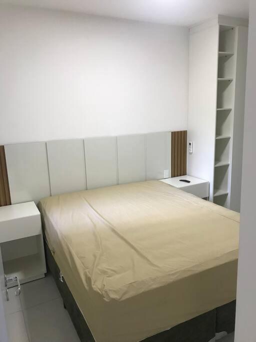 Apartamento Toninhas Ap Novo E Mobiliado Com Piscina *