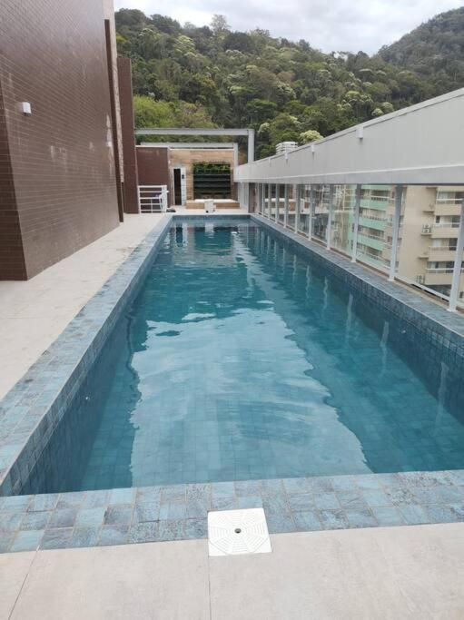 Toninhas Ap Novo E Mobiliado Com Piscina * Ubatuba