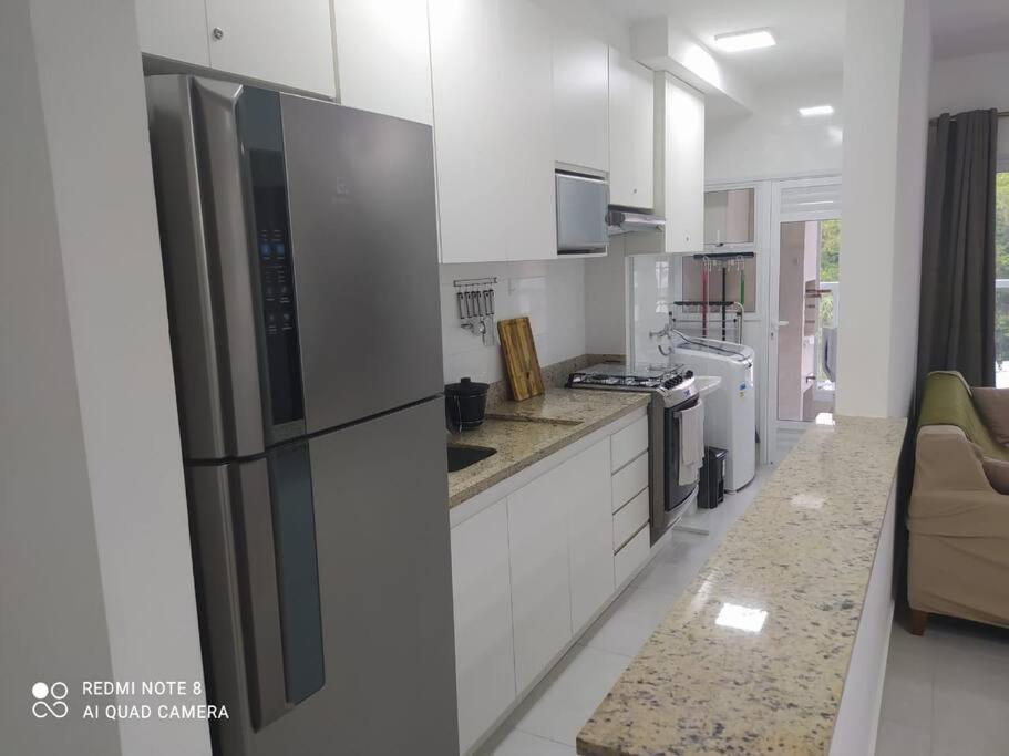 Apartamento Toninhas Ap Novo E Mobiliado Com Piscina *